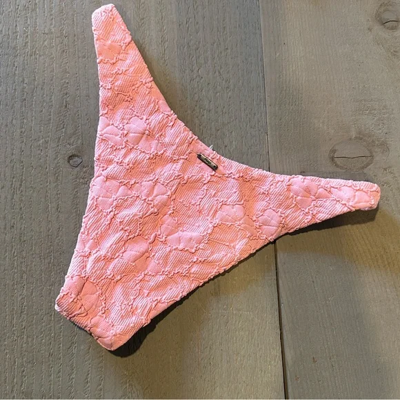 Pink Textured Bikini Set - Picture 5 of 6